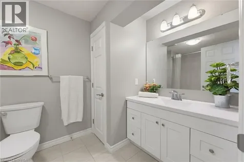 9 Larkspur Lane Paris ON N3L 3P2