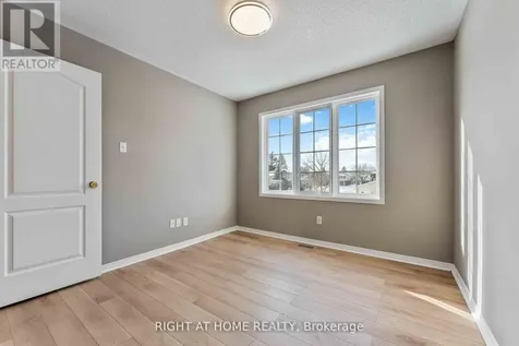 104 B Craig Henry Drive Ottawa ON K2G 6L8