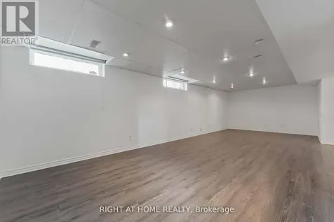 104 B Craig Henry Drive Ottawa ON K2G 6L8