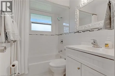 1410 Eleanor Avenue Cambridge ON N3H 4N2