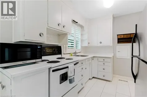 1410 Eleanor Avenue Cambridge ON N3H 4N2