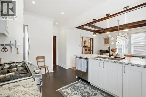 37 Connaught Avenue South Hamilton ON L8M 3C3