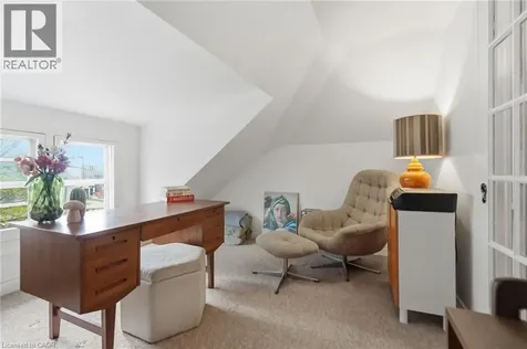 37 Connaught Avenue South Hamilton ON L8M 3C3