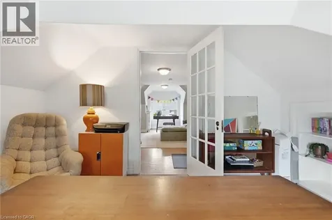 37 Connaught Avenue South Hamilton ON L8M 3C3