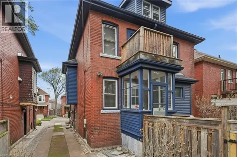 37 Connaught Avenue South Hamilton ON L8M 3C3