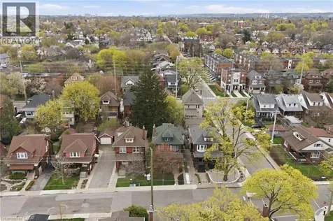 37 Connaught Avenue South Hamilton ON L8M 3C3