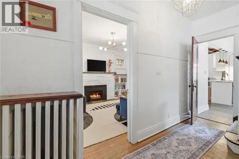 37 Connaught Avenue South Hamilton ON L8M 3C3