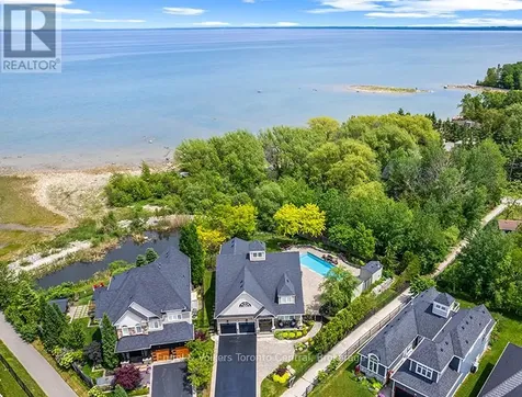 42 Silver Crescent Collingwood ON L9Y 0E9