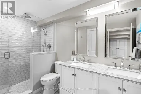 42 Silver Crescent Collingwood ON L9Y 0E9
