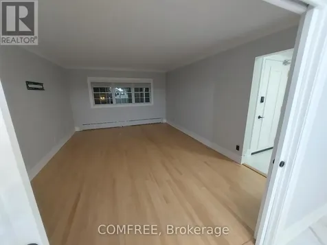 32 St Francis Street Ottawa ON K1Y 1W5