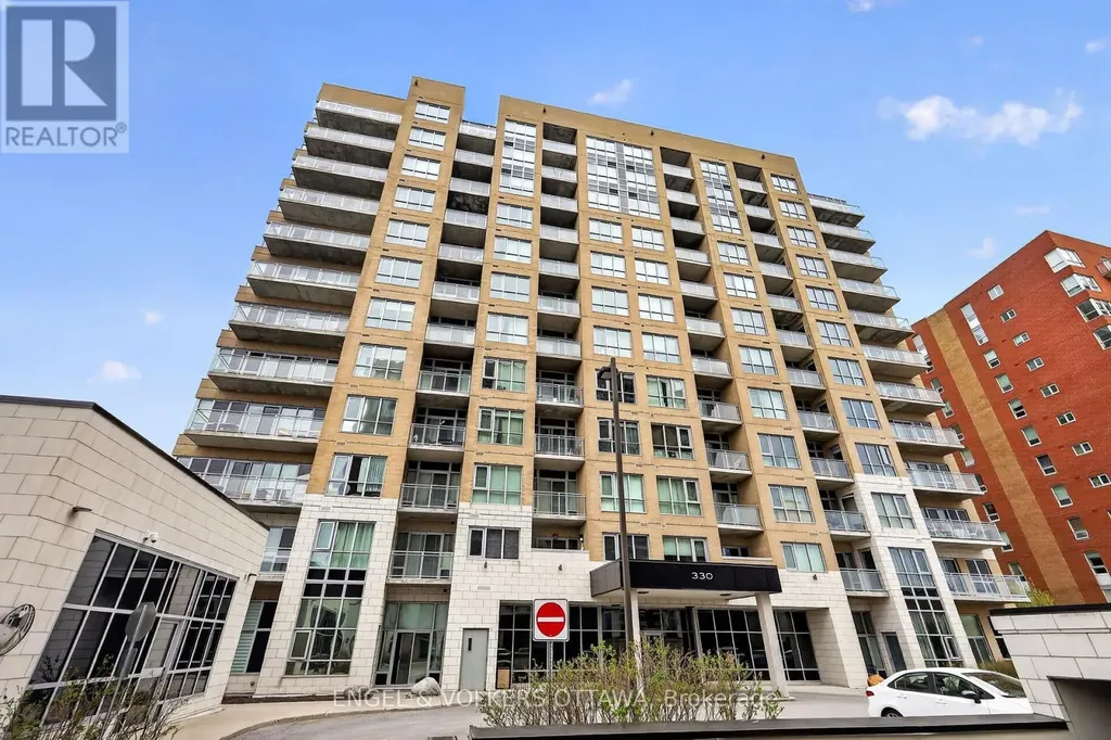 330 Titan Private Ottawa ON K2G 1G3