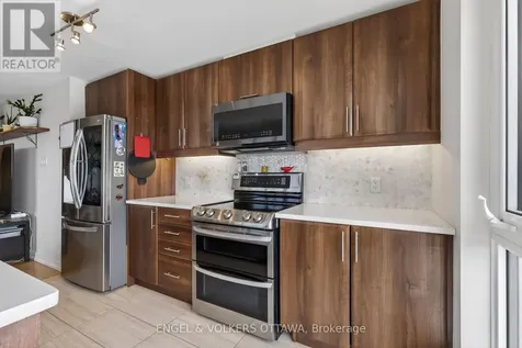 330 Titan Private Ottawa ON K2G 1G3