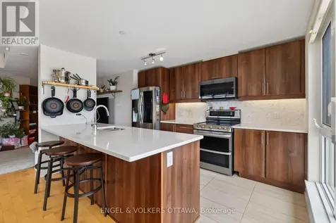 330 Titan Private Ottawa ON K2G 1G3