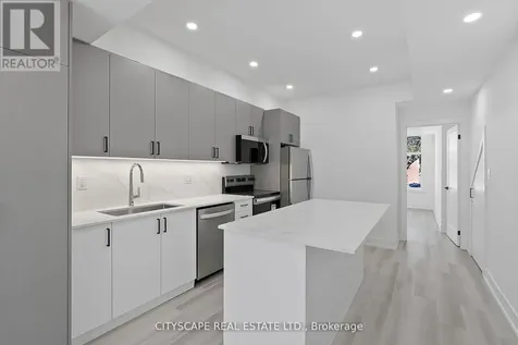 587 Oakwood Avenue Toronto (oakwood Village) ON M6E 2X8