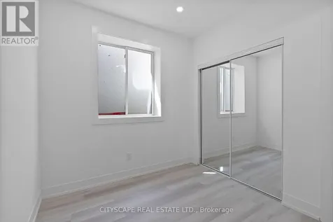 587 Oakwood Avenue Toronto (oakwood Village) ON M6E 2X8