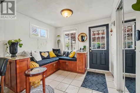 1497 Blackheath Street Ottawa ON K1E 1K6