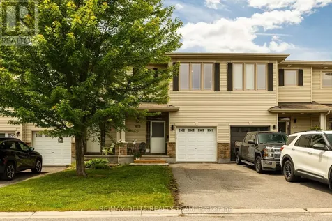 616 Spikemoss Place Ottawa ON K4A 0C9