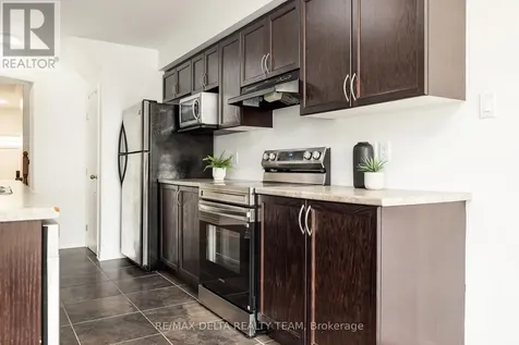 616 Spikemoss Place Ottawa ON K4A 0C9
