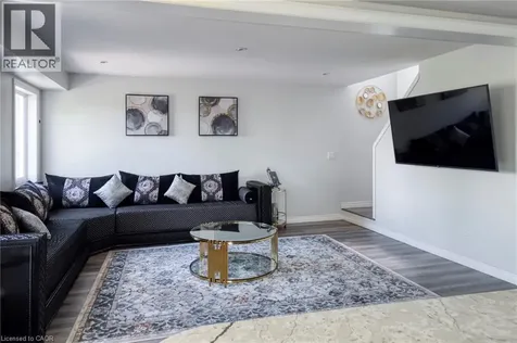 264 Vincent Drive Ayr ON N0B 1E0