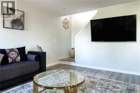 264 Vincent Drive Ayr ON N0B 1E0