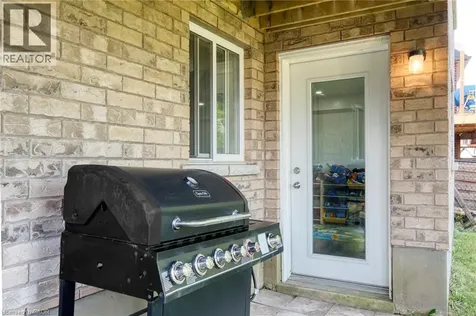 264 Vincent Drive Ayr ON N0B 1E0
