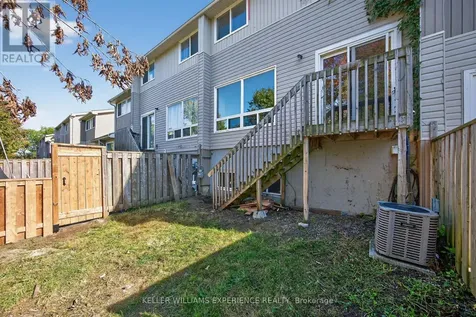 12 Lankin Boulevard Orillia ON L3Y 6T2