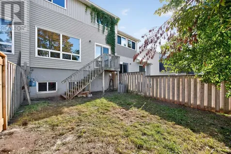 12 Lankin Boulevard Orillia ON L3Y 6T2