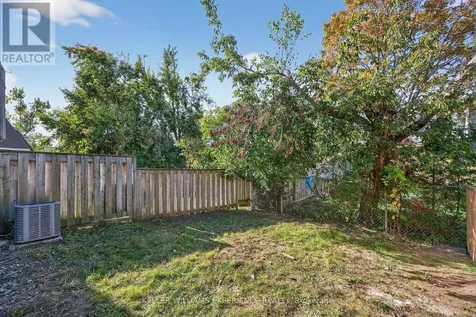 12 Lankin Boulevard Orillia ON L3Y 6T2