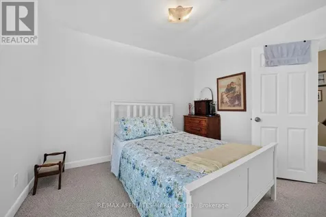 83 Eleventh Street East Cornwall ON K6H 2Y3