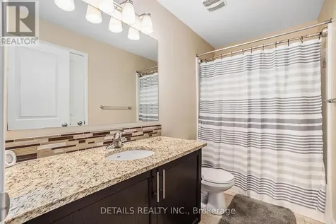 107 Lochnaw Private Ottawa ON K2J 0Z5