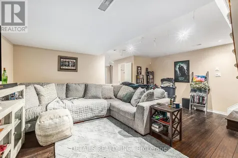 107 Lochnaw Private Ottawa ON K2J 0Z5