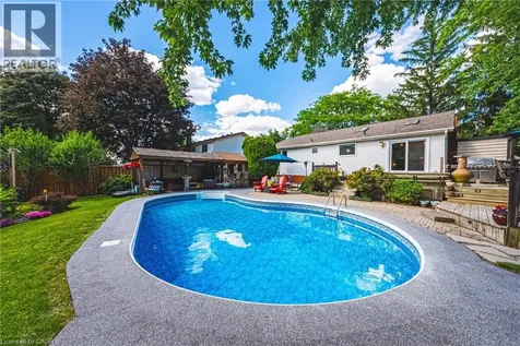 742 Francis Road Burlington ON L7T 4A3
