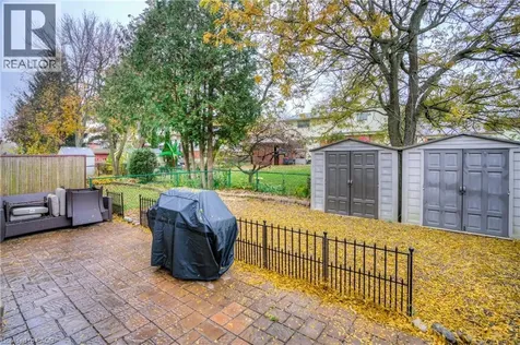 26 Winding Woods Crescent London ON N6G 3G5