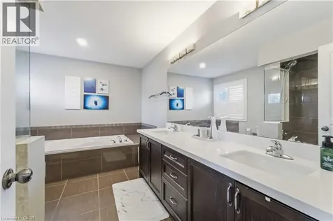 212 Chartwell Circle Hamilton ON L9A 0B6
