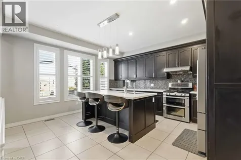 212 Chartwell Circle Hamilton ON L9A 0B6