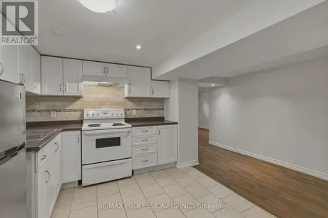 1 Sealcove Drive Toronto (etobicoke West Mall) ON M9C 2C3
