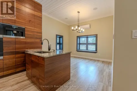 79 Hillcrest Road East Ferris ON P0H 1B0