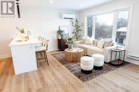 142 Young Street Ottawa ON K1Y 3P9