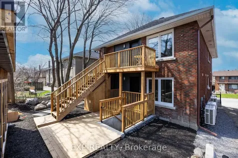 142 Young Street Ottawa ON K1Y 3P9