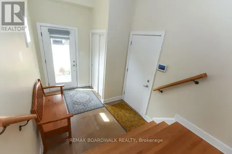51 Drouin Avenue Ottawa ON K1K 2A6