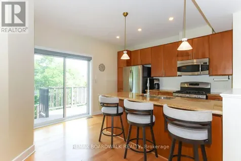 51 Drouin Avenue Ottawa ON K1K 2A6