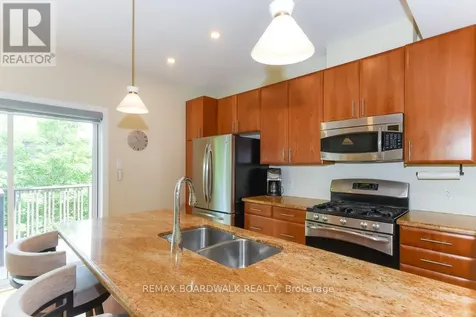 51 Drouin Avenue Ottawa ON K1K 2A6