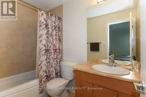 51 Drouin Avenue Ottawa ON K1K 2A6