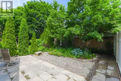 51 Drouin Avenue Ottawa ON K1K 2A6