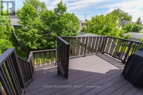 51 Drouin Avenue Ottawa ON K1K 2A6