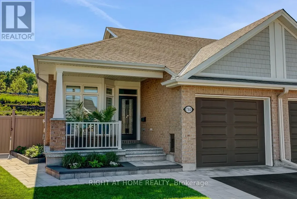 780 Keinouche Place Ottawa ON K4A 5K3