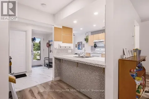 67 Grady Crescent Ottawa ON K2H 5S2