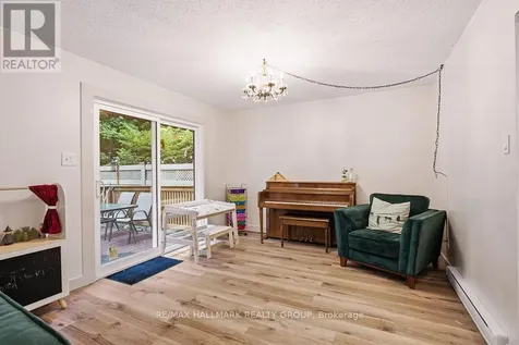 67 Grady Crescent Ottawa ON K2H 5S2