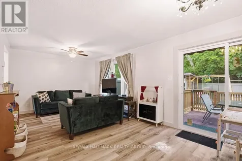 67 Grady Crescent Ottawa ON K2H 5S2