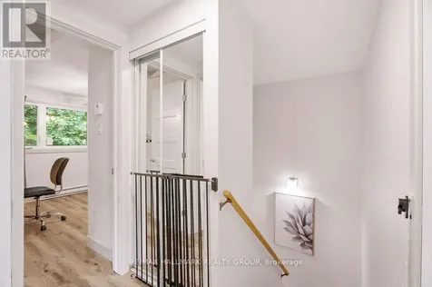 67 Grady Crescent Ottawa ON K2H 5S2